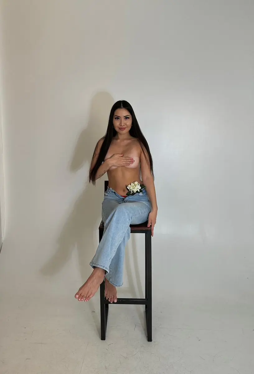 Adelya эскорт в городе Астана