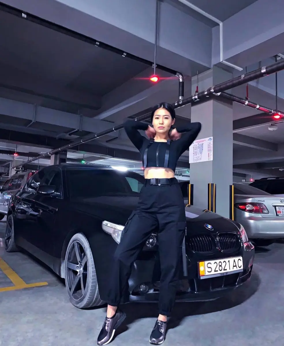 Ариадна эскорт в городе Астана