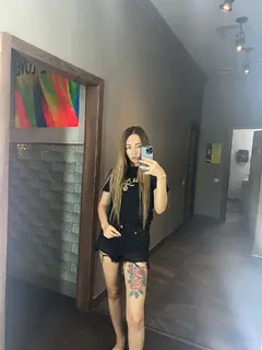 Гуни эскорт в городе Астана