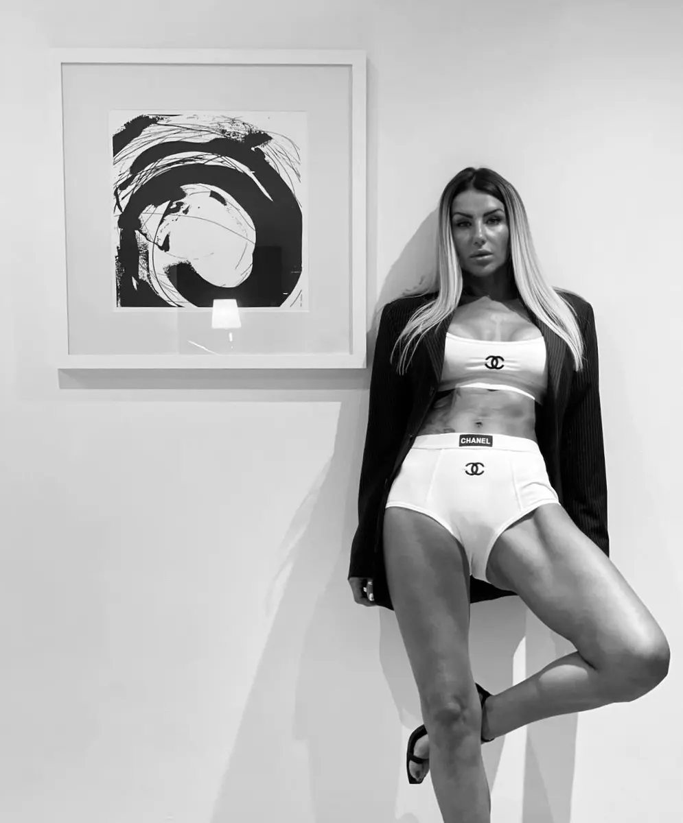 Илана эскорт в городе Астана