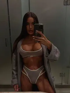 Ксюша эскорт в городе Астана