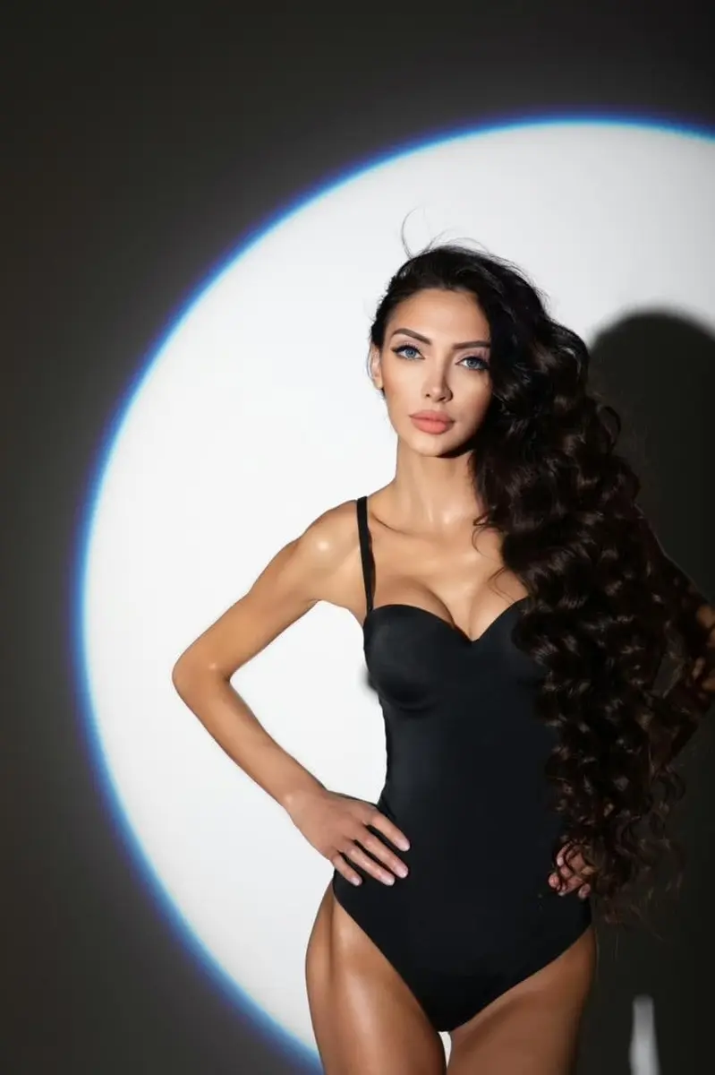 Лаура эскорт в городе Астана