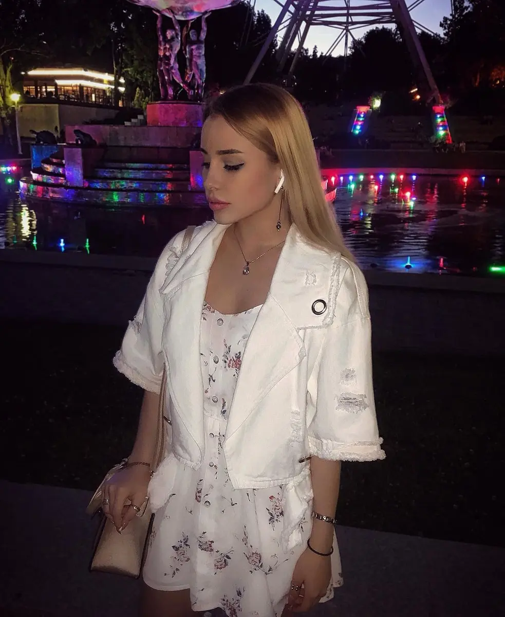 Нина эскорт в городе Астана