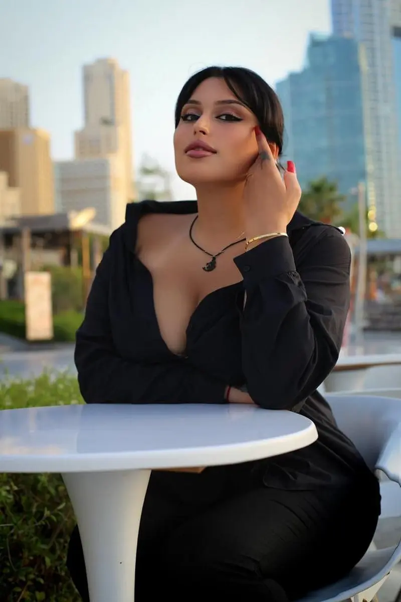 Шуша эскорт в городе Астана