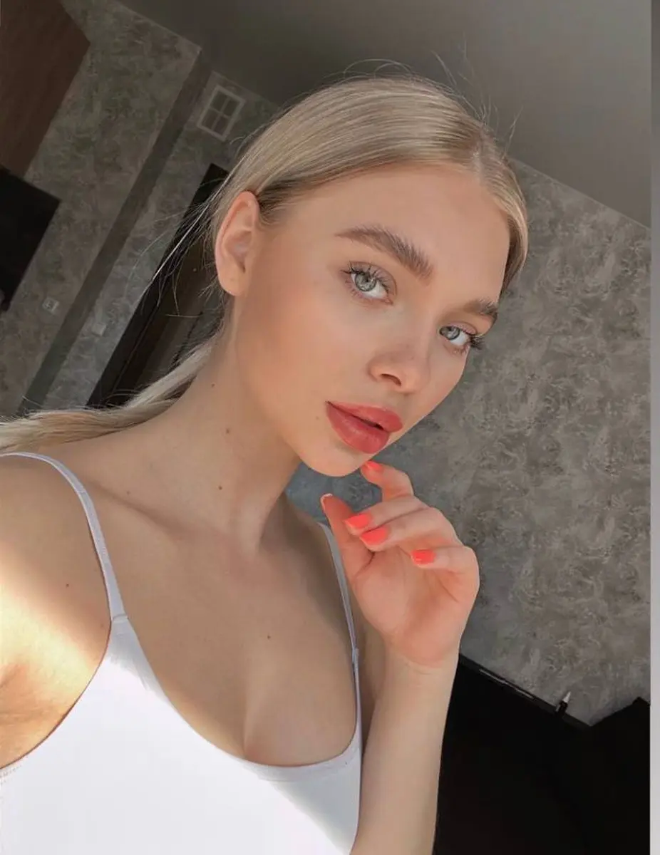 Вика эскорт в городе Астана