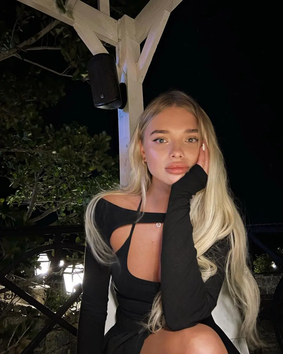 Вика эскорт в городе Астана